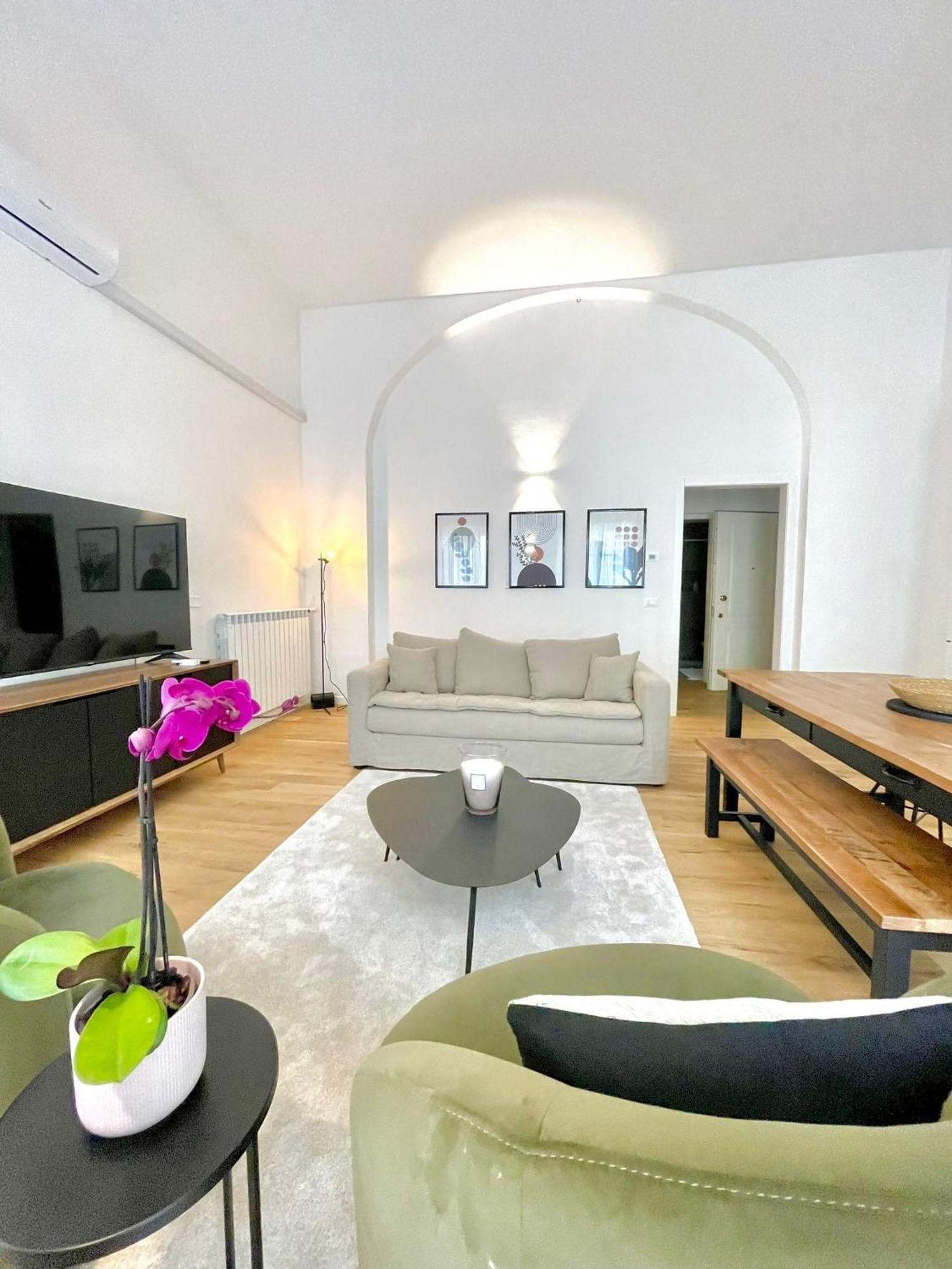 I Marmi New Royal Design Apartment Livorno Kültér fotó